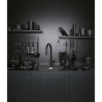 Franke Eos Neo Bateria kuchenna jednouchwytowa z wyciąganą wylewką czarna stal szlachetna 115.0613.671