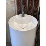    Galatea Design One Umywalka wolnostojąca z wadą Ø44xh87 cm z korkiem biały połysk GUONE44.GPB.WH GUPIL.WHP WYPRZEDAŻ EKSPOZYCJI!!