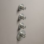 Hotbath Archie Bateria termostatyczna podtynkowa z 3 wylotami element zewnętrzny Brushed steel ARHR3.IX