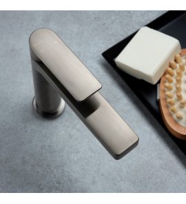    Ritmonio Pois Bateria umywalkowa 1-otworowa bez korka automatycznego czarny chrom szczotkowany PR31AA201BLX